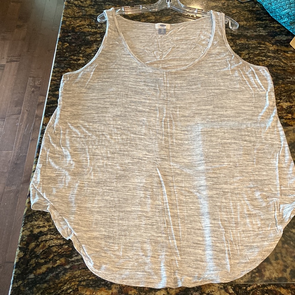 Old Navy Oversized Women’s Tank Top, size XXL. NWOT